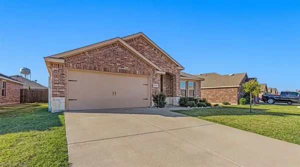 1901 Yale Street, Farmersville, TX 75442