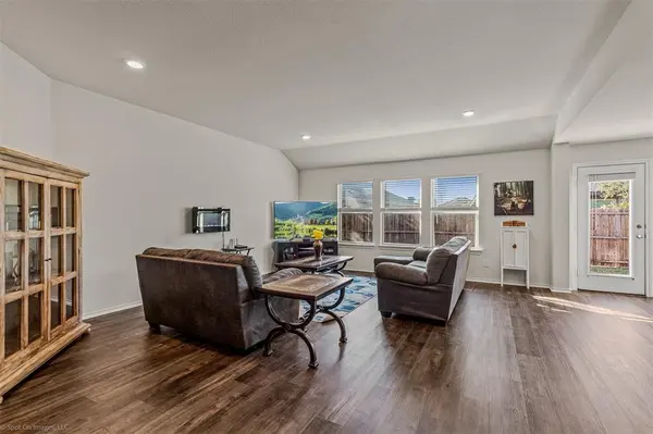 1901 Yale Street, Farmersville, TX 75442