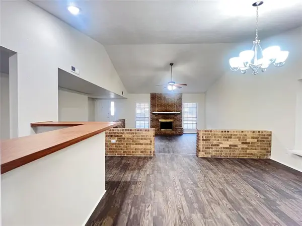 1304 Creekwood Court, Allen, TX 75002