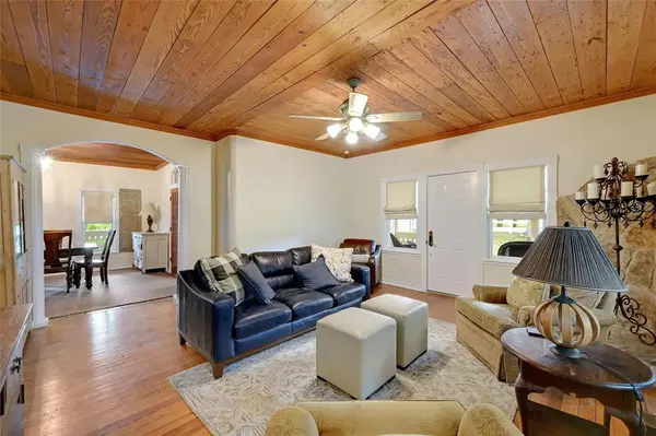 23351 FM150 W, Driftwood, TX 78619