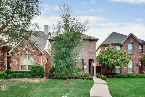 2452 Embleton Drive, Lewisville, TX 75067