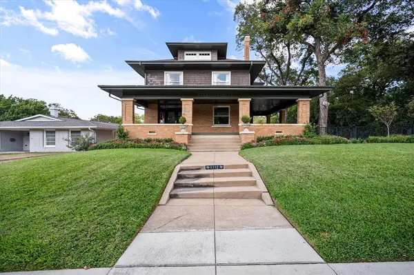 1112 Elizabeth Boulevard, Fort Worth, TX 76110