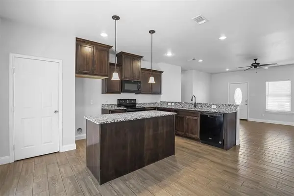 4901 Jefferson Street, Greenville, TX 75401