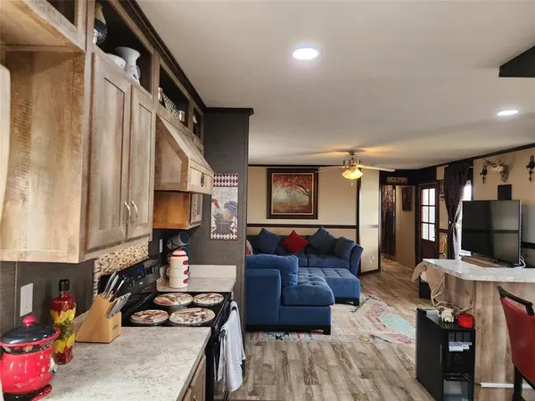 2234 County Road 1056, Celeste, TX 75423