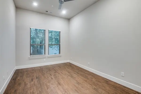 3170 Carmel Street #102, Dallas, TX 75204