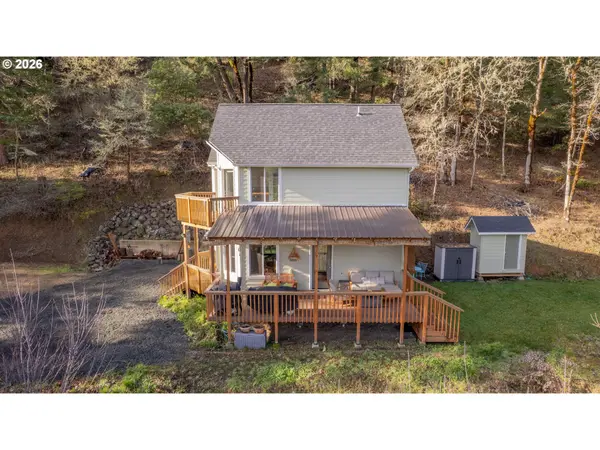 270 SABRINA LN, Winston, OR 97496