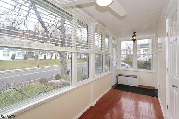 28 Glenside Ave, Summit City, NJ 07901