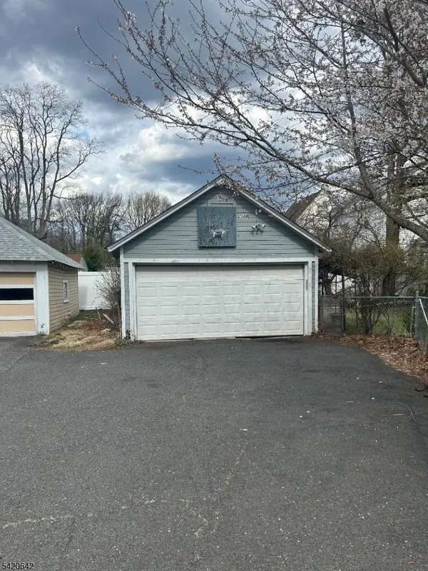 606 N Washington Ave, Dunellen Boro, NJ 08812