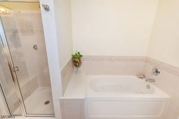 9 Cliff Rd #D3, Woodland Park, NJ 07424