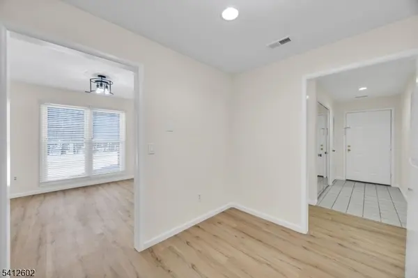 113 Heather Ct, Edison Twp., NJ 08820