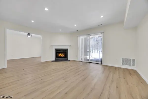 113 Heather Ct, Edison Twp., NJ 08820