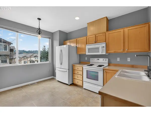 15430 SW SPARROW LOOP #102, Beaverton, OR 97007