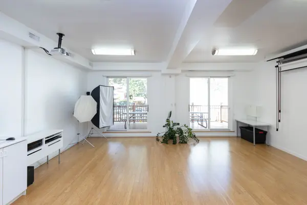 432 Queen ST E, Toronto C08, ON M5A 1T4