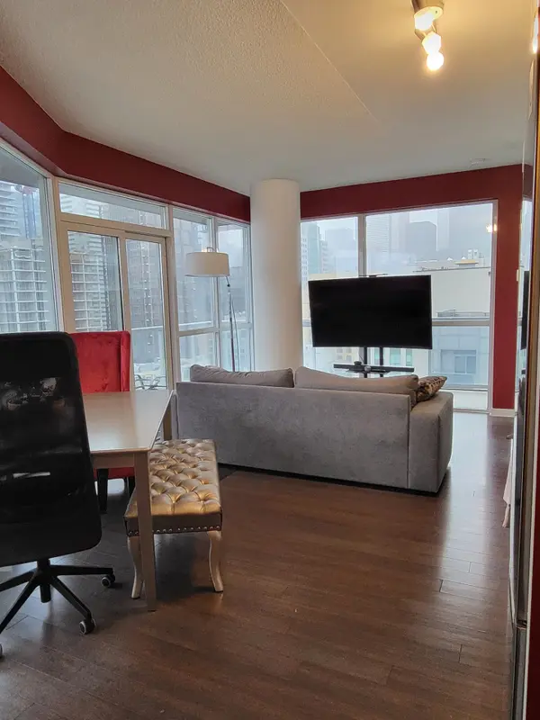 352 Front ST W #2016, Toronto C01, ON M5V 1B5