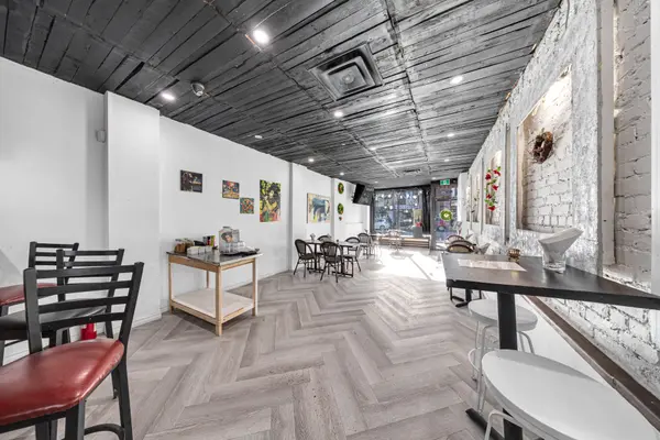 1532 Dundas ST W, Toronto C01, ON M6K 1T5