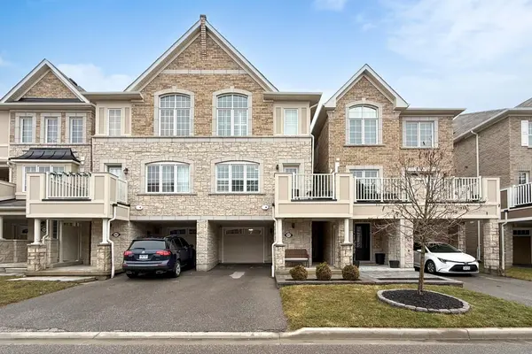2421 Fall Harvest CRES, Pickering, ON L1X 0G1