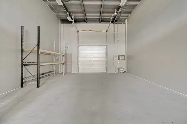 472 Taunton RD W #3, Oshawa, ON L1L 0N8