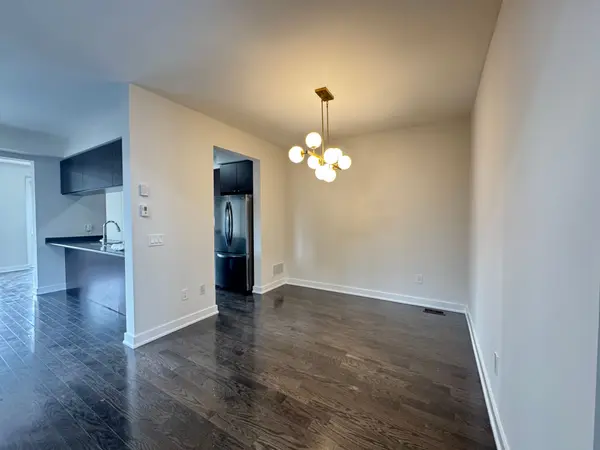 9 Dariole DR, Richmond Hill, ON L4E 5B7