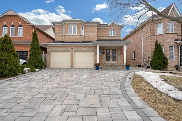 39 Monte Cristi ST S, Vaughan, ON L6A 3H8