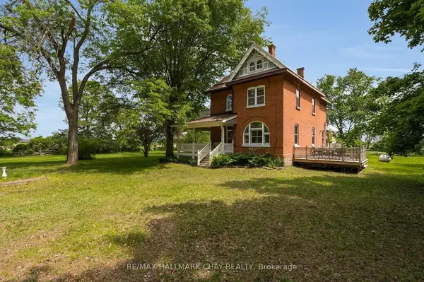 1407 Flos 8 RD W, Springwater, ON L0L 1P0