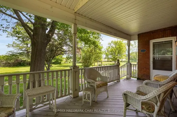 1407 Flos 8 RD W, Springwater, ON L0L 1P0