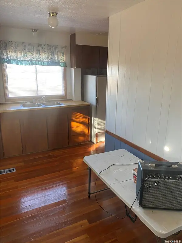 107 2nd AVENUE S, Climax, SK S0N 0N0