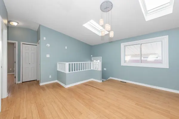 2223 Halifax DR, Elmvale Acres And Area, ON K1G 2W4