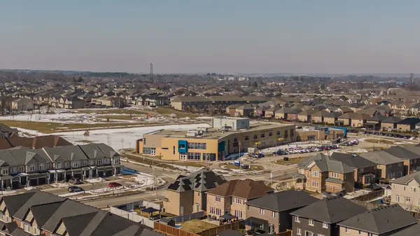 36 Heming TRL, Hamilton, ON L9K 0J8