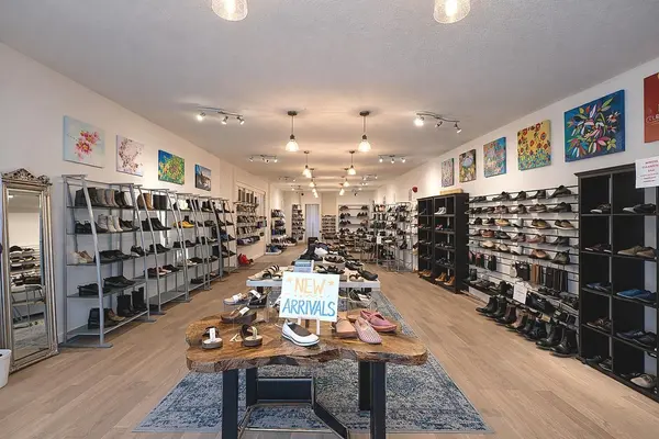 26 Walton ST, Port Hope, ON L1A 1N1