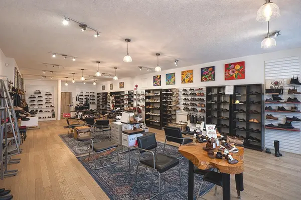 26 Walton ST, Port Hope, ON L1A 1N1