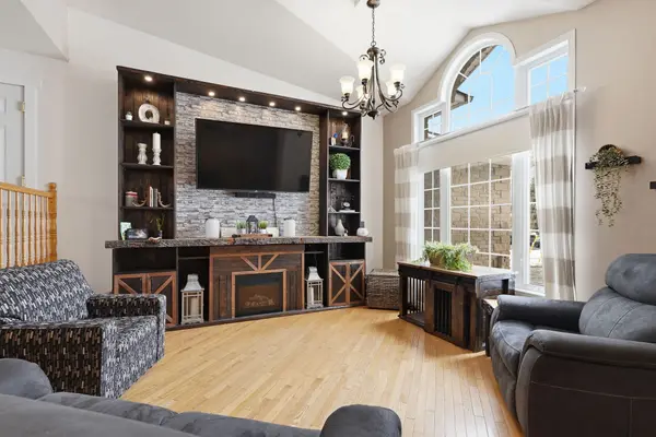 677 Ste Marie ST, Casselman, ON K0A 1M0