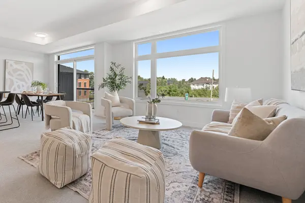 230 Pingwi PL #C, Blossom Park - Airport And Area, ON K0A 2P0