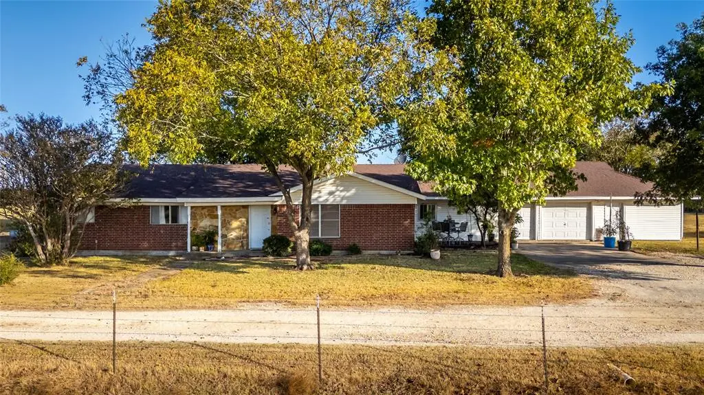 4045 County Road 212, Alvarado, TX 76009