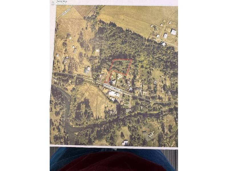 39065 JASPER LOWELL RD, Fall Creek, OR 97438