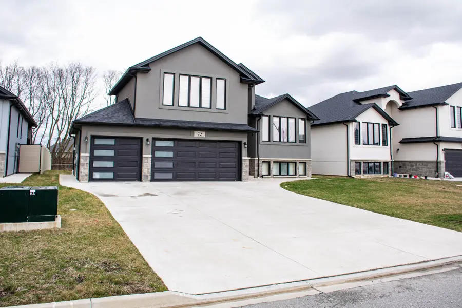 72 Noble CT, Amherstburg, ON N9V 0G8