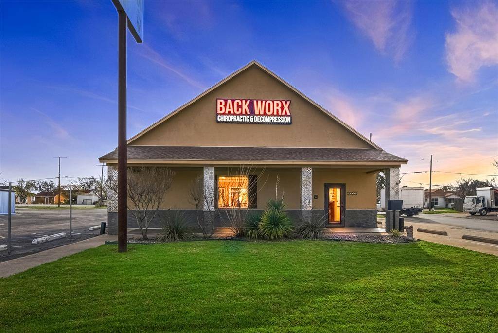 6200 Denton Highway, Watauga, TX 76148