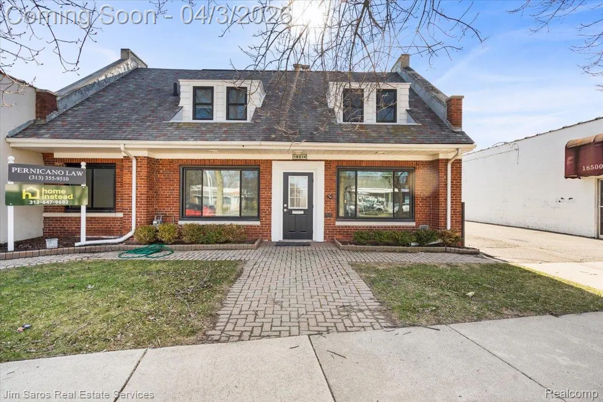 18514 Mack AVE #101, Grosse Pointe Farms, MI 48236