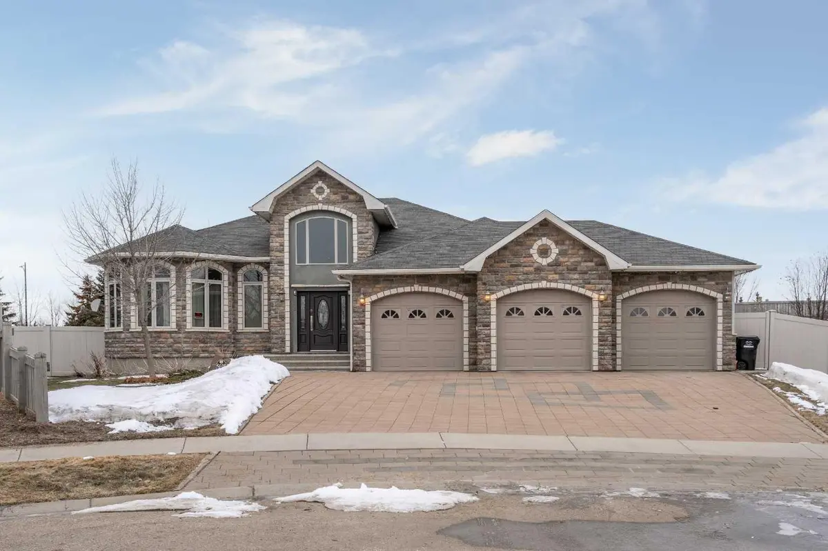 5608 28A AVE, Camrose, AB T4V 1T2