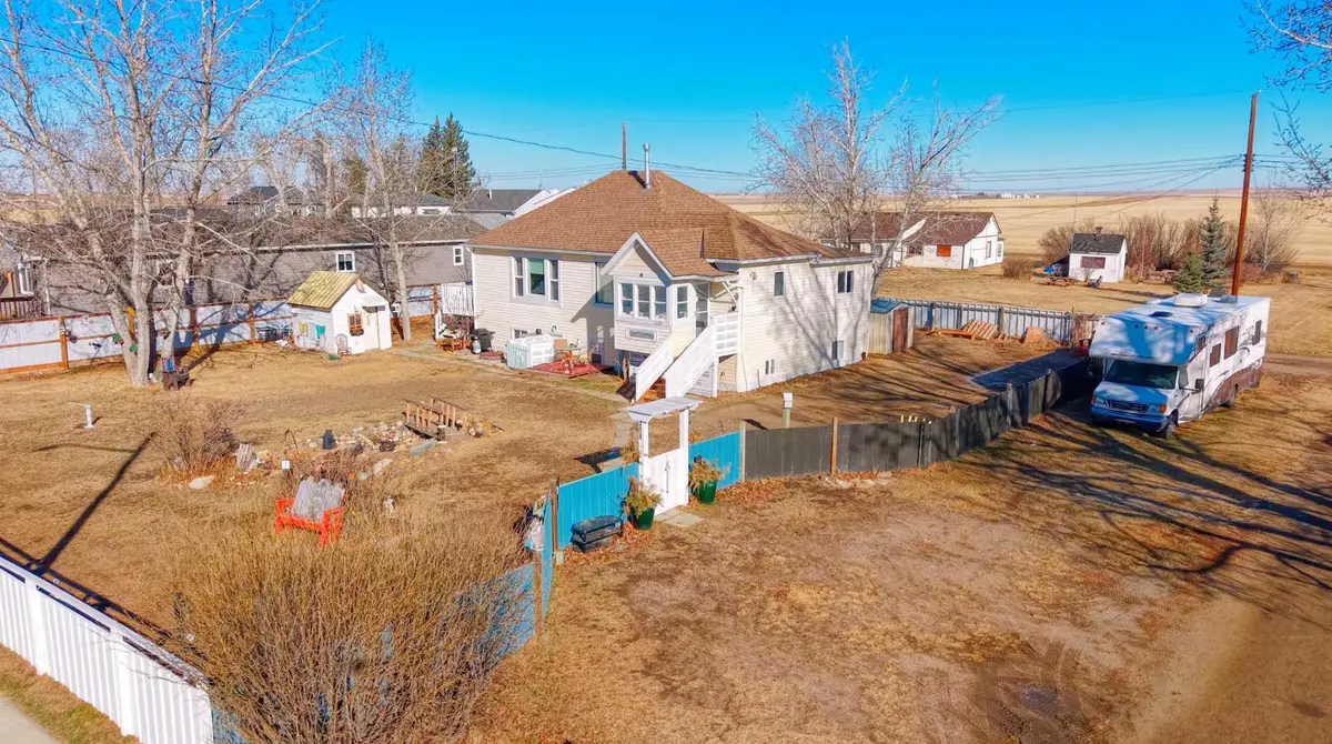 129 5 AVE, Champion, AB T0L 0R0