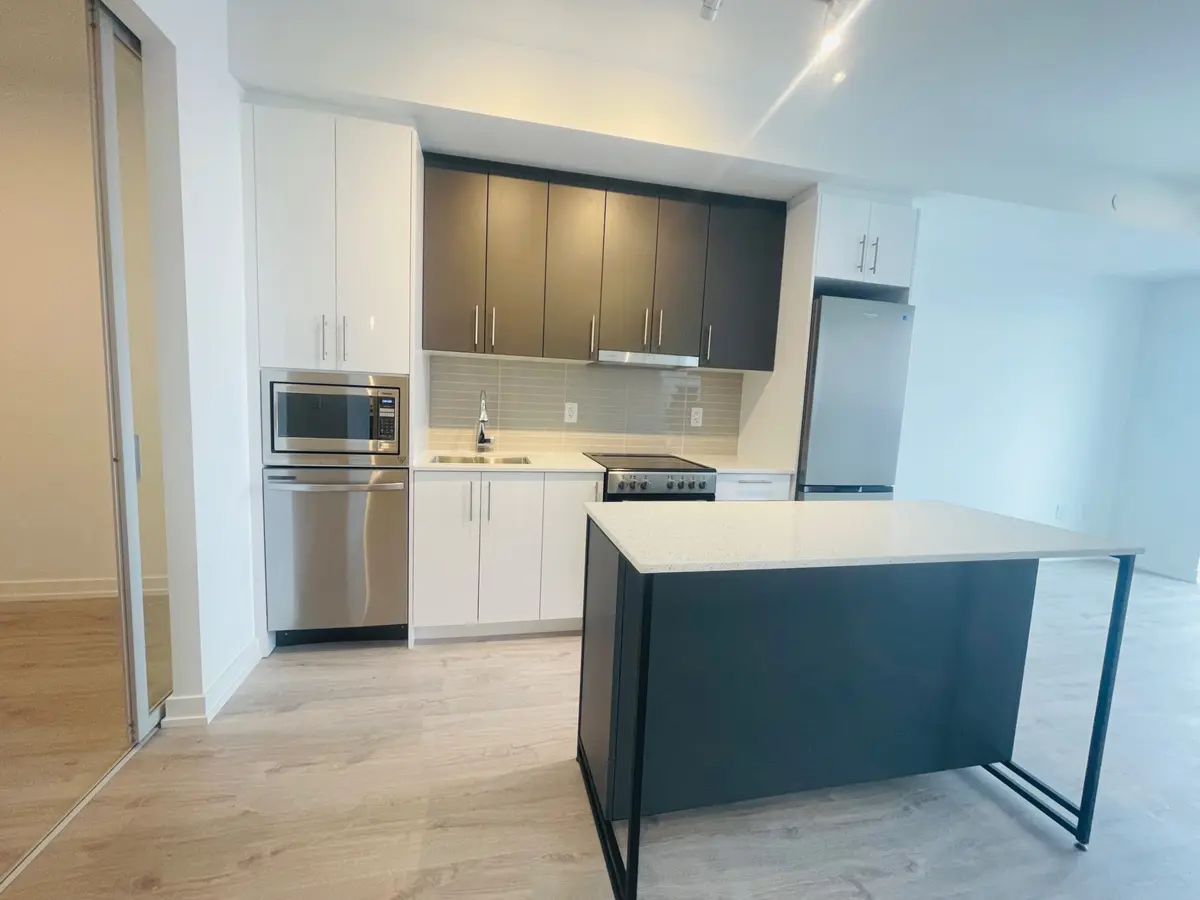 9763 MARKHAM RD #908, Markham, ON L6E 0W4