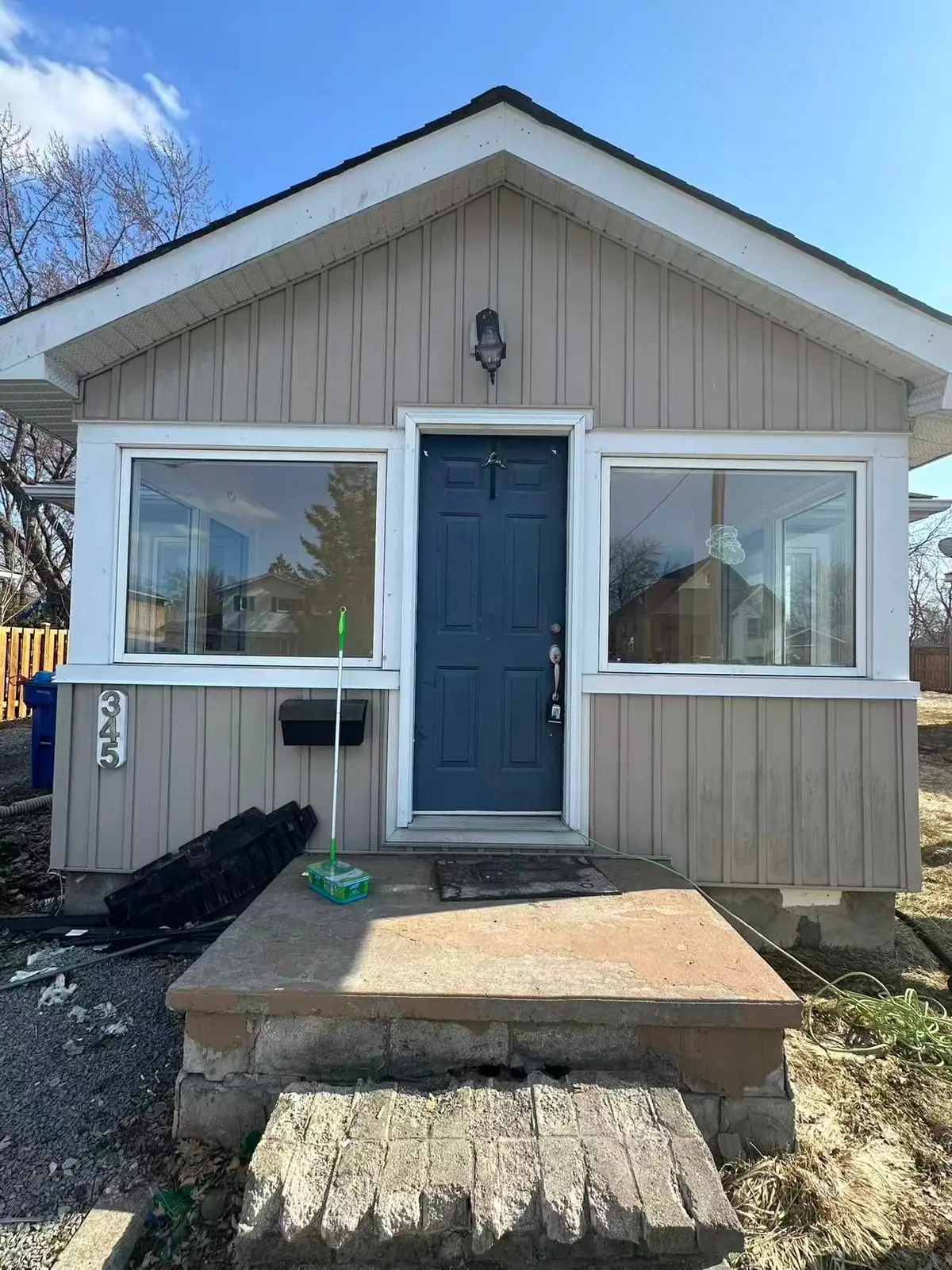 345 Hollywood DR, Georgina, ON L4P 3A2