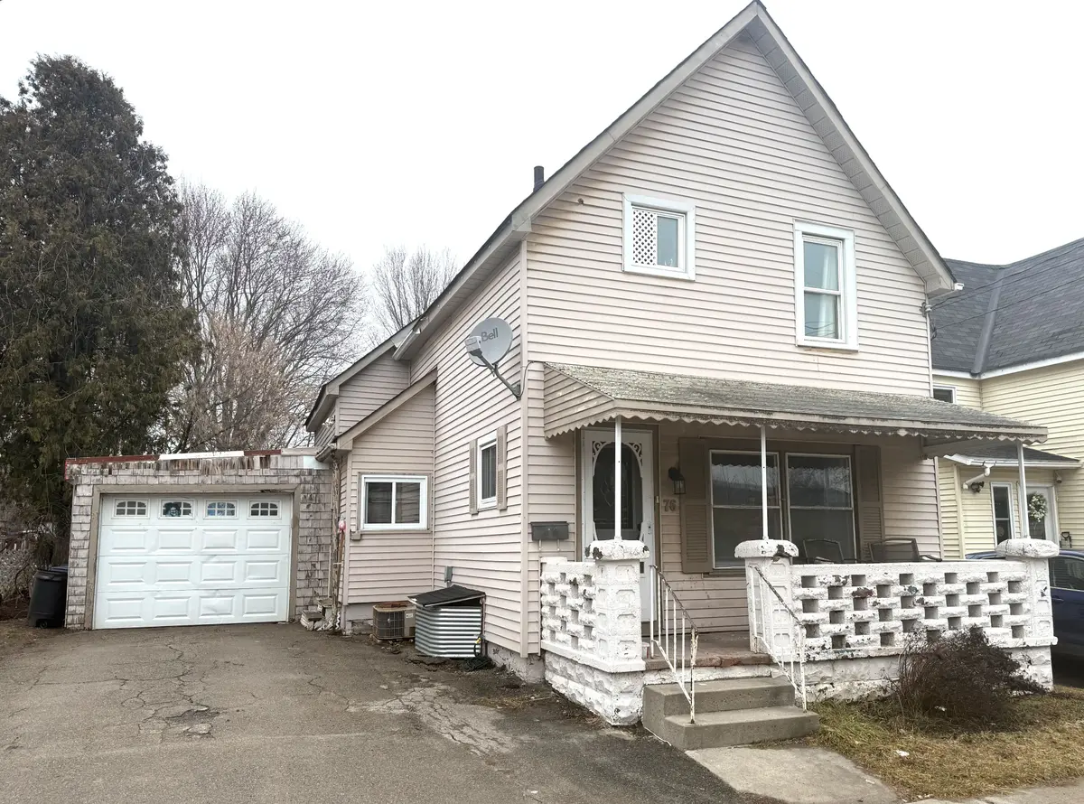 76 Louis ST, Brockville, ON K6V 4H6