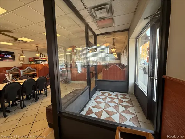 1350 W Fort ST, Detroit, MI 48226