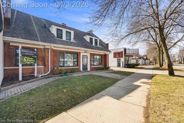 18514 Mack AVE #101, Grosse Pointe Farms, MI 48236