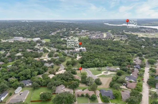 TBD Valley Brook Circle, Woodway, TX 76712