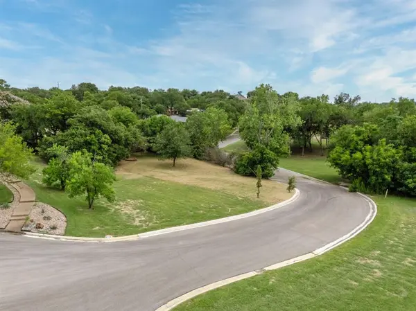 TBD Valley Brook Circle, Woodway, TX 76712