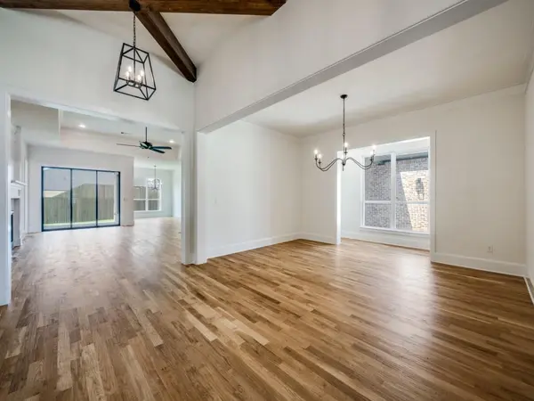 301 FAIRMOUNT, Denton, TX 76210