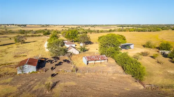 4045 County Road 212, Alvarado, TX 76009