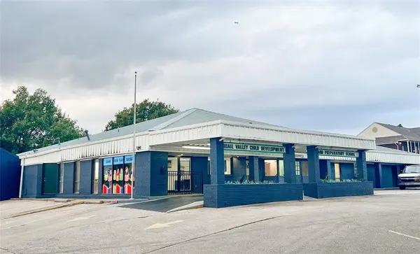 662 S Edmonds Lane, Lewisville, TX 75067