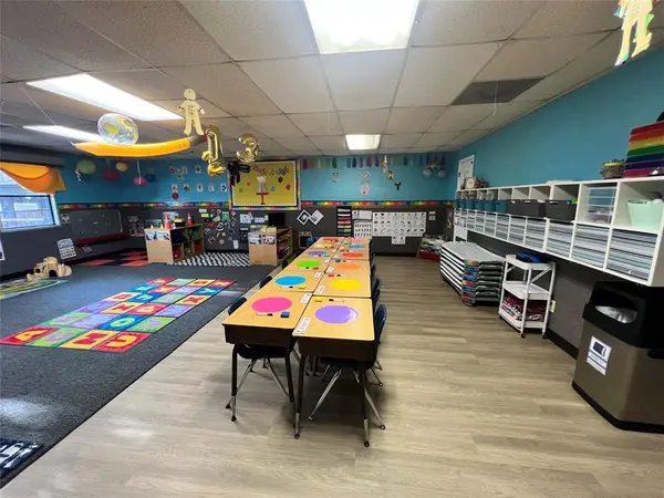 662 S Edmonds Lane, Lewisville, TX 75067